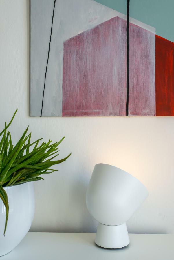 Obelisque Apartment บรูจส์ ภายนอก รูปภาพ