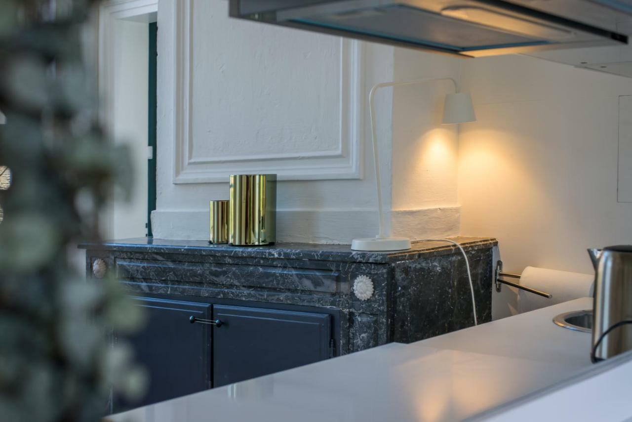 Obelisque Apartment บรูจส์ ภายนอก รูปภาพ